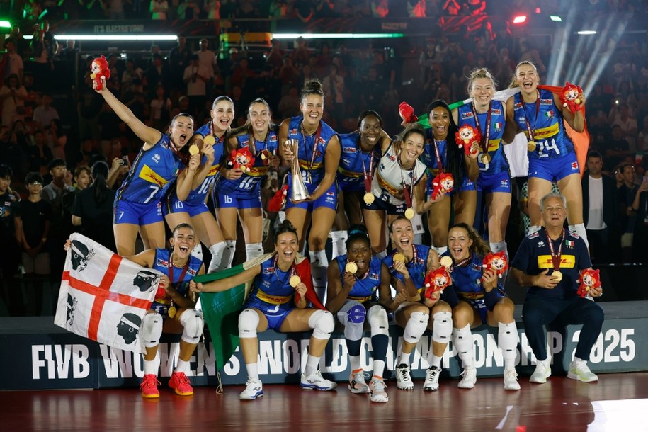 Włoszki zostały mistrzyniami świata /RUNGROJ YONGRIT /PAP/EPA