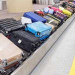 zgubiony bagaż Włóż 1 rzecz do walizki przed odprawą. To może uratować twój bagaż