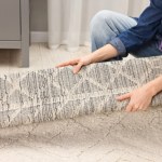 Włóż to pod dywan, a zapomnisz o częstym problemie. Za ten trik należy się złoty medal