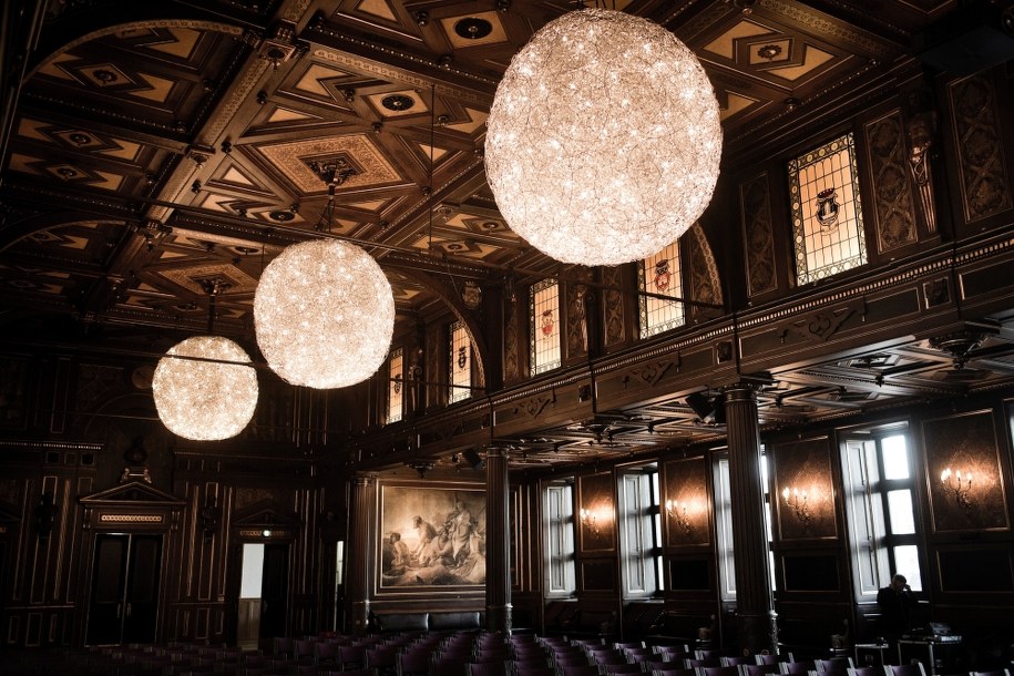 Wnętrza zabytkowej giełdy przed pożarem /Thomas Lekfeldt / Ritzau Scanpix /PAP/EPA