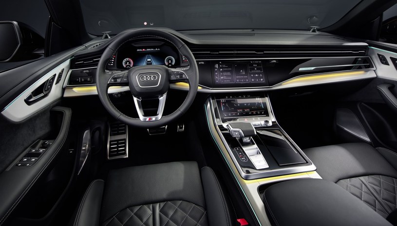 Wnętrze Audi Q8 doczekało się tylko kosmetycznych poprawek. /materiały prasowe