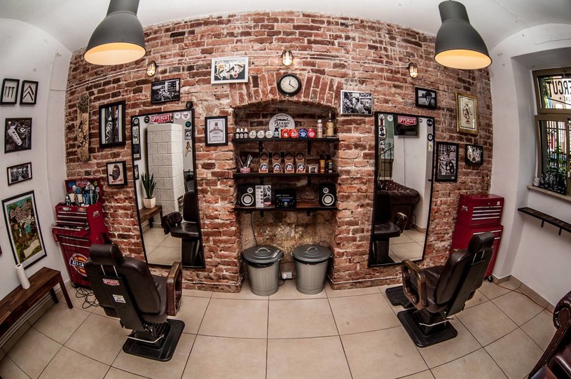 Wnętrze barber shopu... /fot. Dziur.pl /ButterCUT Facebook /materiały prasowe