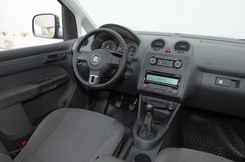 Porównanie Fiat Doblo, Peugeot Partner, Volkswagen Caddy