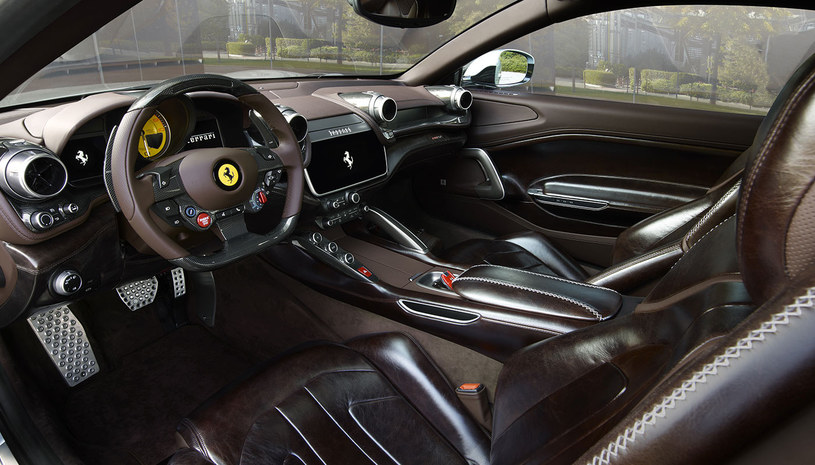 Wnętrze Ferrari BR20 /Informacja prasowa