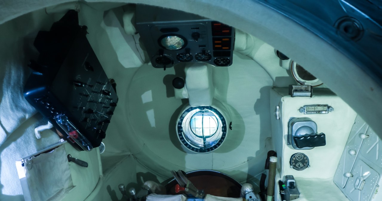Wnętrze pojazdu kosmicznego Sojuz, na którego pokładzie nasz kosmonauta w 1978 poleciał na orbitę okołoziemską /123RF/PICSEL