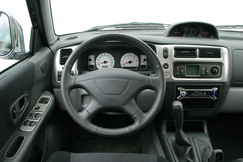 Używany Nissan Pathfinder R50 (19962004) Motoryzacja w