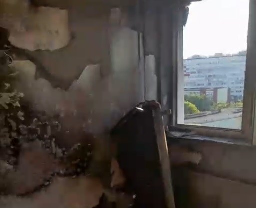 Wnętrze spalonego mieszkania w Lubinie /Dolnośląska Policja /