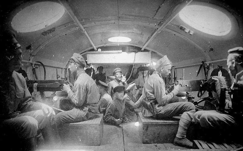 Wnętrze wagonu w bolszewickim pociągu typu Chunchuz /Archiwum autora