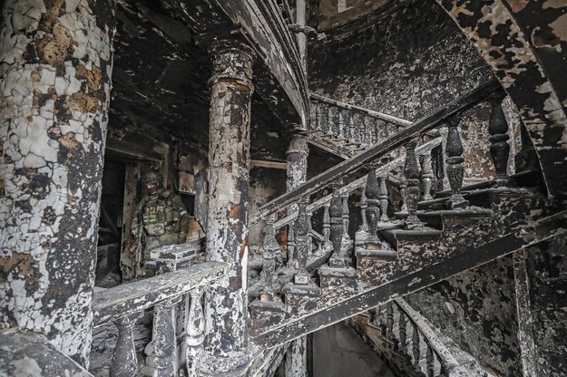 Wnętrze zbombardowanego Teatru Dramatycznego w Mariupolu /SERGEI ILNITSKY/POOL /PAP/EPA