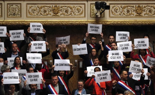 ​Wniosek o wotum nieufności dla francuskiego rządu odrzucony