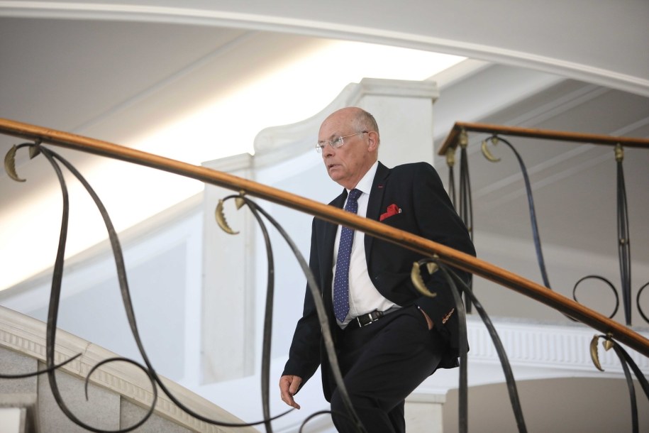 Wniosek, zgodnie z którym komisje zarekomendują Izbie odrzucenie ustawy, zgłosił senator Marek Borowski /Leszek Szymański /PAP