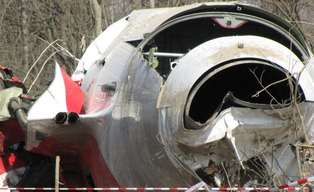 Wnuk Walentynowicz: Po katastrofie telefon babci działał, ale nikt go nie odbierał