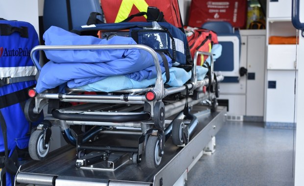 ​Woda na OIOM-ie szpitala w Giżycku. Ewakuacja pacjentów