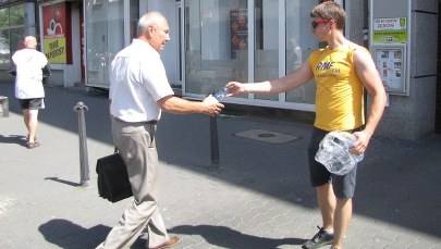 Woda od RMF FM dla mieszkańców Katowic