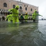 Woda wdarła się do przedsionka bazyliki św. Marka w Wenecji