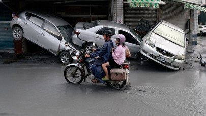 Woda wdzierała się do domów i hoteli. Zobacz szokujące nagrania