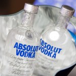 Wódka Absolut wraca do Rosji. "To kpina z walczących w Ukrainie"