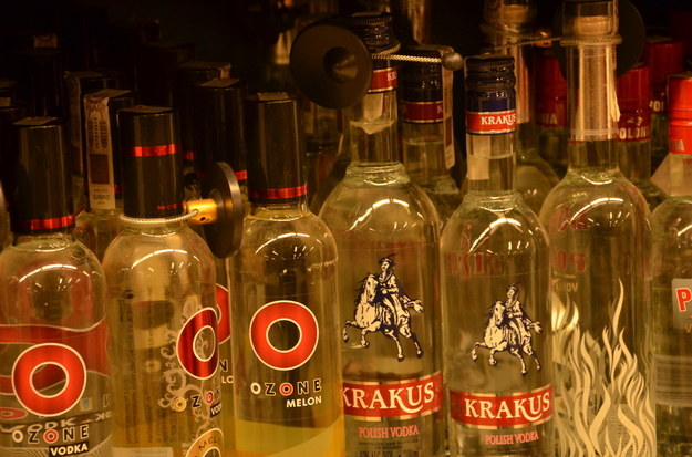 Polski samolot do Afganistanu miał w ładunku... kilkaset litrów alkoholu