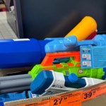 Wodna zabawa za grosze? Sprawdziliśmy, gdzie kupić najtaniej