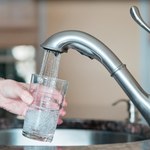Wodociągi zachęcają mieszkańców Krosna do picia wody z kranu