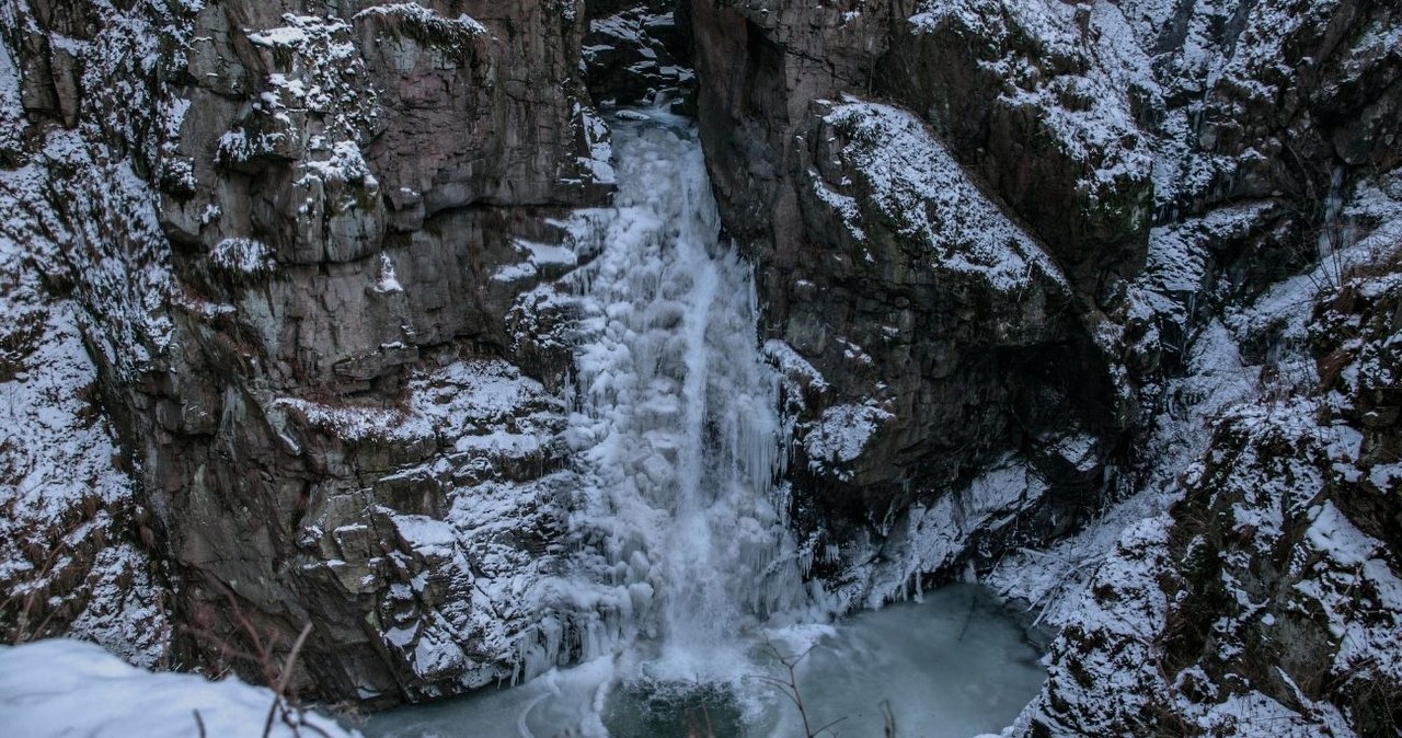 Wodospad Wilczka zachwyca o każdej porze roku. Warto zobaczyć go na żywo /Jerzy Strzelecki  /CC-BY 4.0