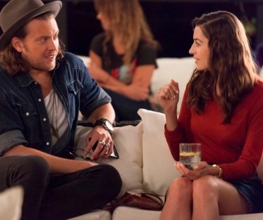 Wojciech "Łozo" Łozowski i Agnieszka Więdłocha w scenie z filmu "Planeta Singli"