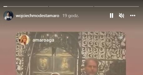 Wojciech Modest Amaro prowadzi córkę swojej żony do ołtarza /@amaroaga /Instagram