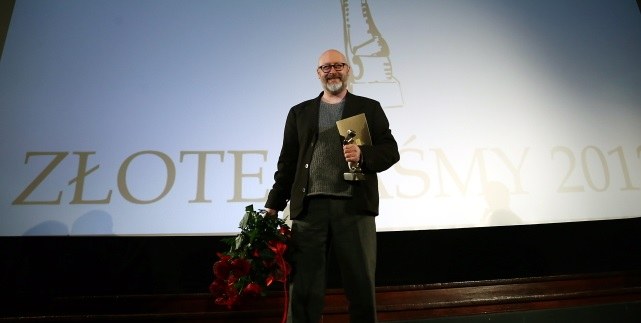 Wojciech Smarzowski z nagrodą /Tomasz Gzell /PAP
