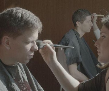 Wojciech Szczęsny w scenie z filmu "Będziesz legendą człowieku"