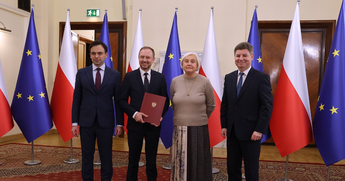 Wojciech Wrochna został powołany na stanowisko pełnomocnika rządu do spraw strategicznej infrastruktury energetycznej oraz na stanowisko sekretarza stanu w Ministerstwie Przemysłu. Źródło: Ministerstwo Przemysłu /