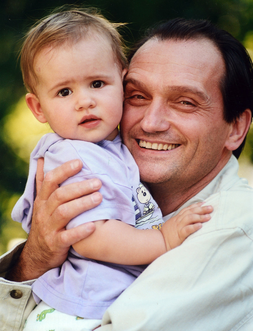 Wojciech Wysocki z córką Rozalią, 2000 r. /Marek Szymański /Agencja FORUM