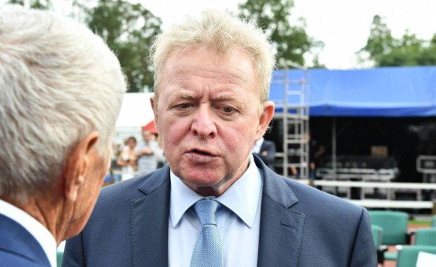 Wojciechowski na czele ponad 800 urzędników. Uszczuplenie teki - bez znaczenia