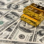 Wojenne przetasowania na rynkach. Złoto przegrywa w starciu z dolarem