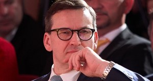Wojna frakcji w PiS. Jest deklaracja Morawieckiego