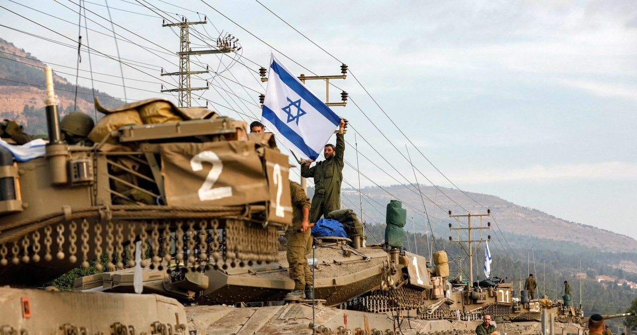 Wojna kosztowała Izrael 217 mld szekli (235 mld złotych), powodując deficyt budżetowy w wysokości 111 mld szekli (120 mld złotych) /JALAA MAREY/AFP/East News /East News