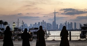 Wojna na Bliskim Wschodzie przybiera na sile. Odłamki pocisków spadły na Dubaj