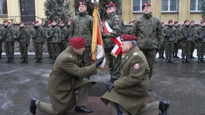 Wojna o czerwone berety. "To była nasza wizytówka". "Polska ma jedną tradycję komandosów"