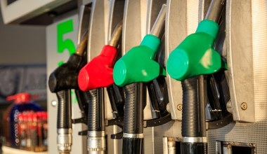 Wojna uderza w rynki. Jak ropa droższa, to stóp obniżać nie będziemy