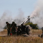Wojna w Donbasie: Separatyści dwukrotnie zerwali zawieszenie broni. Zginął ukraiński żołnierz