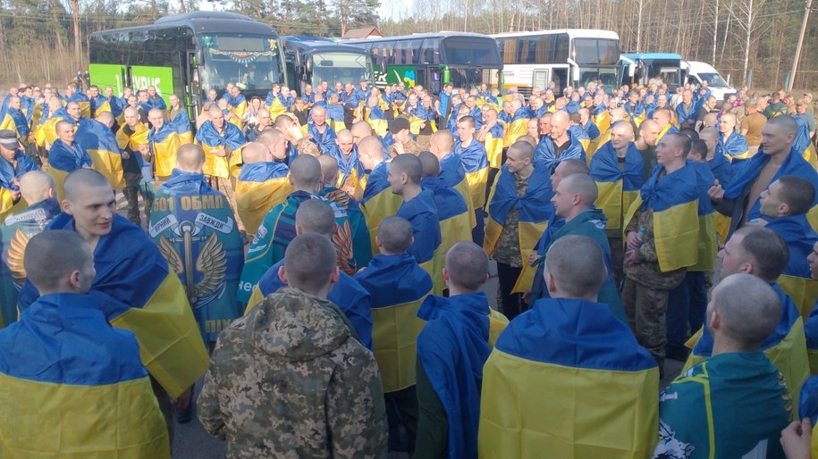 Wojna w Ukrainie. 277 żołnierzy w sobotę, 19 kwietnia, powróciło z rosyjskiej niewoli /X.com/Wołodymyr Zełenski /