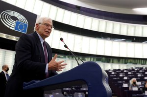 Wojna w Ukrainie. Josep Borrel: Pilnie omawiamy nowe sankcje