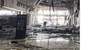 Wojna w Ukrainie. Sklep Leroy Merlin zniszczony. Wcześniej firma odmówiła wycofania się z rosyjskiego rynku 