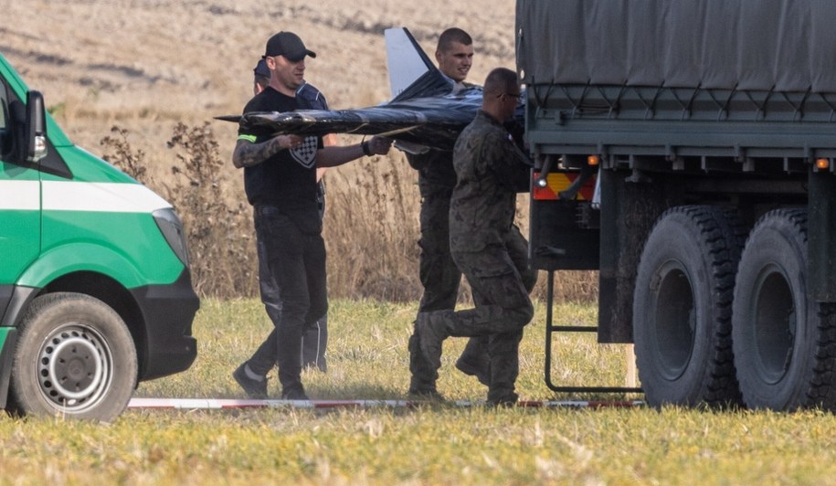 Wojska Obrony Terytorialnej w miejscu upadku rosyjskiego drona w miejscowości Wohyń (zdjęcie z września 2025 r.) /Wojtek Jargiło /PAP
