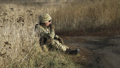 Wojska rządowe i separatyści wycofują się z linii frontu w Donbasie