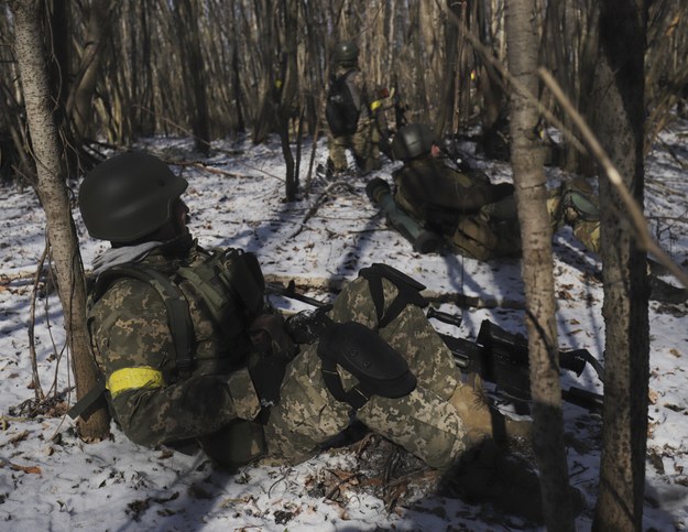 Wojska ukraińskie przygotowują się do zajęcia pozycji pod Kijowem /STR /PAP/EPA