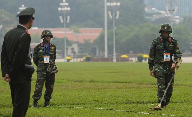 Wojsko ma zwalczać "niesłuszne poglądy" w wietnamskim internecie /AFP