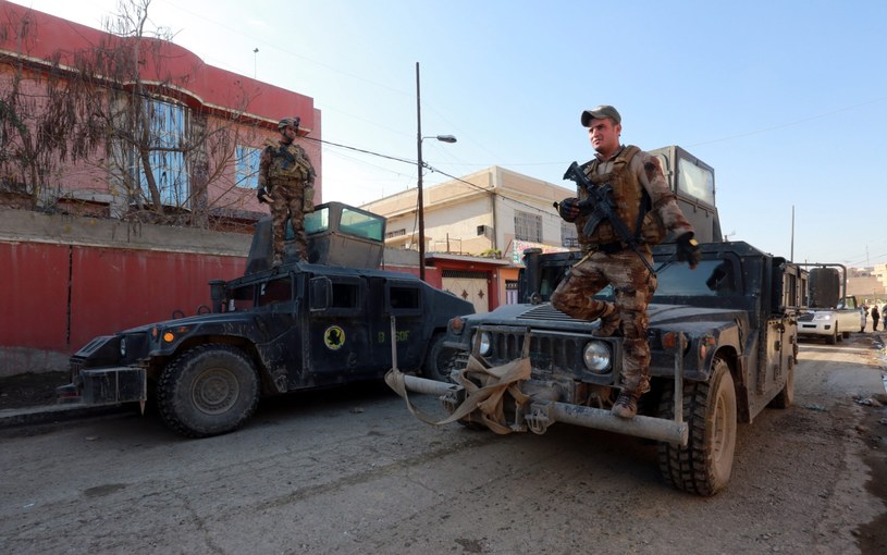 Wojsko odbiło z rąk IS kolejne rejony Mosulu /PAP/EPA