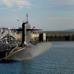 Wojsko otworzyło ogień. Drony nad bazą okrętów podwodnych z bronią jądrową