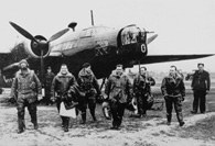 Wojsko Polskie w Wielkiej Brytanii w II wojnie światowej - załoga bombowca Wellington z 301. Dywiz /Encyklopedia Internautica
