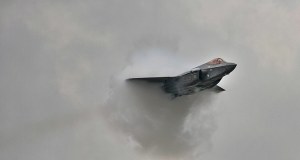 Wojsko USA otworzyło ogień do irańskiego drona na Morzu Arabskim